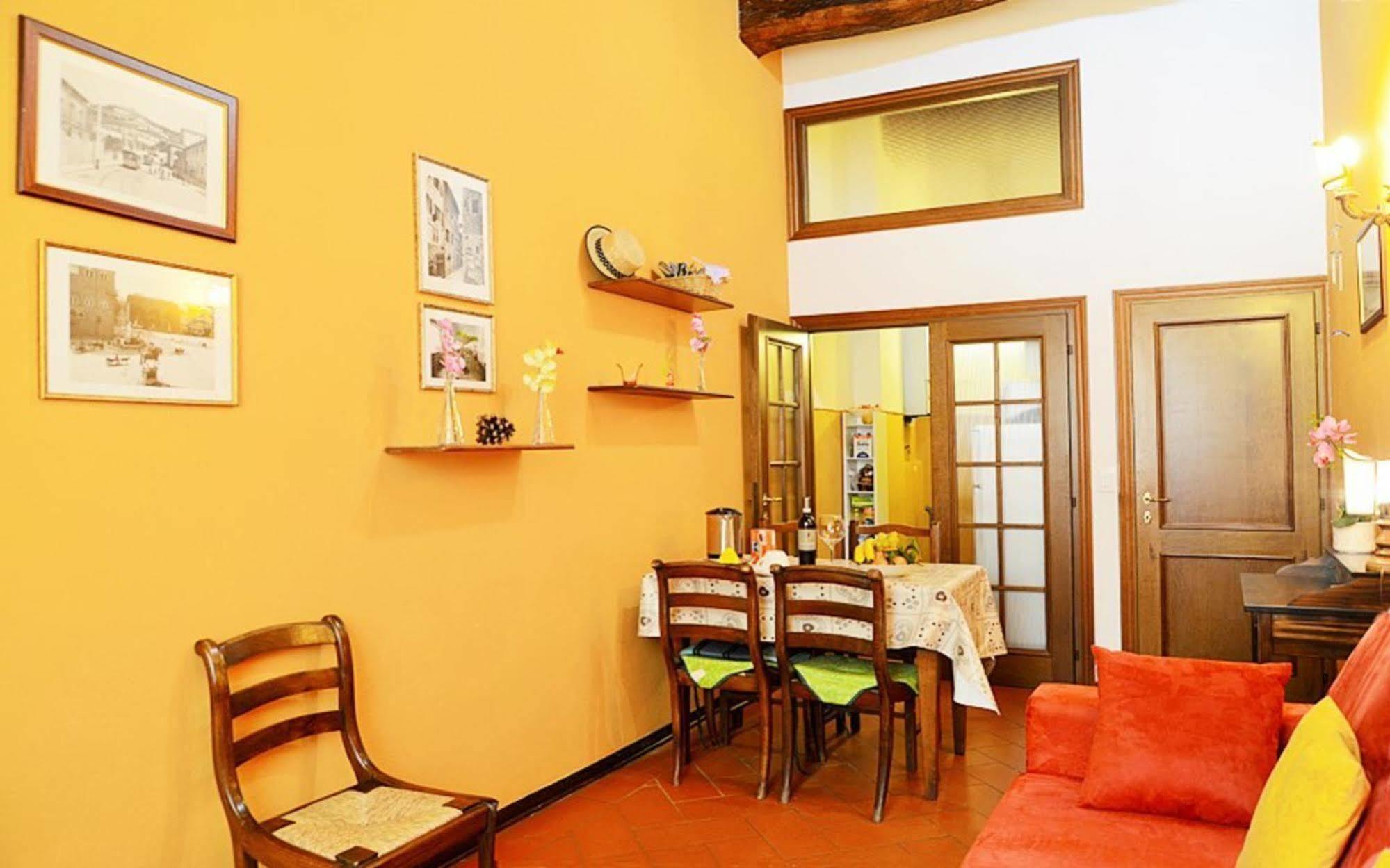 מלון פירנצה Sani Tourist House מראה חיצוני תמונה